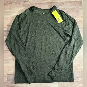 Men’s NWT All in Motion Long Sleeve Athletic Tee